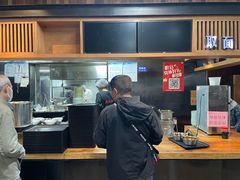 -亮亮面馆(经六路店)