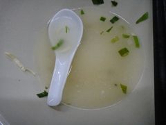 三鲜馄饨吃到最后发现一只虫-绿杨馄饨店(上塘街店)