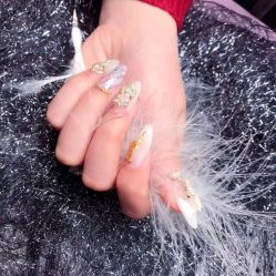 -慕拉美甲美睫皮肤管理