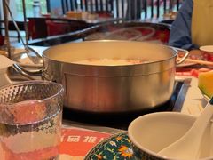 -尚尚仙·酸汤猪手·猪肚鸡火锅(华联万柳购物中心店)