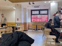 大堂-闫家驴肉老店(华电一校店)