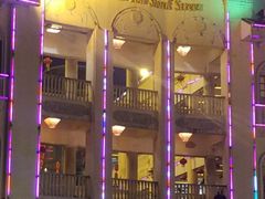 -海口骑楼小吃街