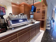 -LAVAZZA拉瓦萨咖啡(上海金融街店)