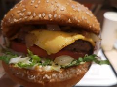 -The Habit Burger Grill 哈比特汉堡(复兴soho店)