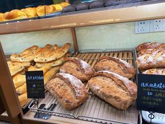 -Dough&Joe团憩(瑞虹天地月亮湾店)