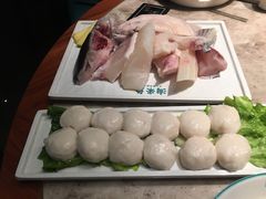 手工鱼丸-淘米捞·米汤脆鲩鱼火锅(福田皇岗店)