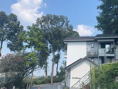 -华凌山庄·隐湖栖