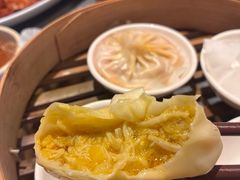 -莱莱小笼·乔艾