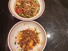 -川流不息·地道川菜·小龙虾(新松江路店)
