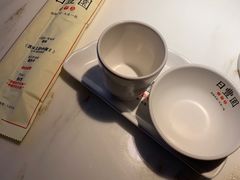 餐具摆设-日丰园海肠水饺·老字号大连海鲜(和平广场店)
