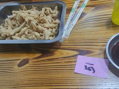 -阿姨小肉摊(同济西苑店)