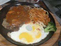 罗勒牛排-豪享来中西餐厅(隆昌店)