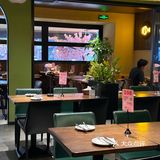 在深圳 好喜欢这种氛围感bistro 🥂