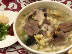 -秦香陕西食府(华贸天地店)