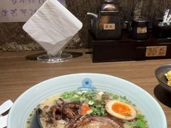 博多拉面-雷神拉面(财富中心玉米楼店)