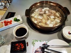 -烹然四季椰子鸡火锅(团结湖总店)