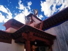 -比如骷髅墙景区