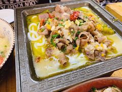 酸汤肥牛-外婆船宴餐厅·外婆喊你回家吃饭
