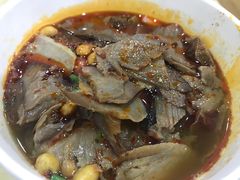 香辣牛肉叉烧粗粉-覃肥叔桂林米粉(粮道街店)