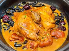 -品海楼·大连海胆锅贴馆(东港店)