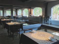 -穹六人间 people 6(岳阳路店)