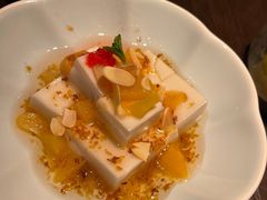杏仁豆腐-羲和雅苑•北京烤鸭(乐园道万象城店)