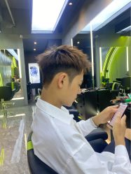 -贝勒爷专业男发