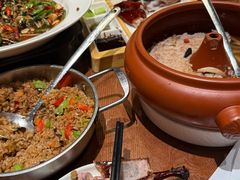 -老滇山寨•云南特色菜•地方菜•民族风情歌舞表演(金碧店)