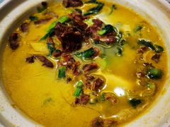 河蚌青菜-老季市·三代非遗传承·地标美食老汁鸡(工农路店)