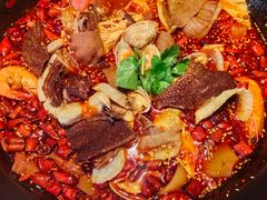 海鲜黑毛肚毛血旺-雀蓝川菜(奥体广场店)