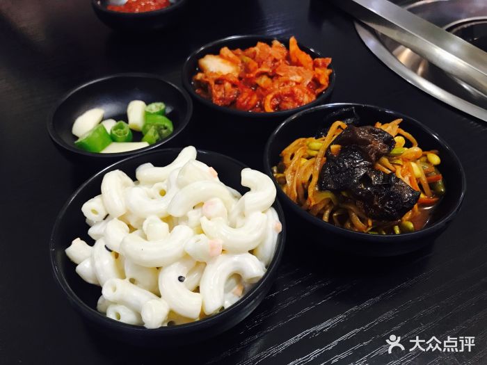 吴矢烧烤韩国料理(转塘店)小菜四样图片