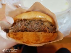 -老西关黄老太牛肉烧饼