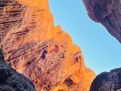 -天山神秘大峡谷