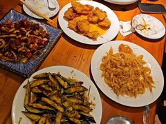 -五谷丰登·胶东海鲜·家常菜(张村店)