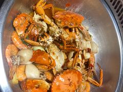 -七欣天香辣蟹火锅(南通任港路大润发店)