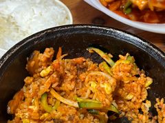 -百年石锅饭·朝鲜族传统民餐