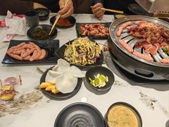-啊美丽炭火烤肉(滑翔一店)