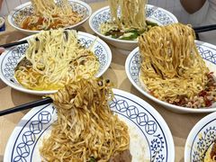 -李与白包子铺(桐梓林店)