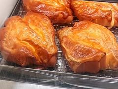 -HOT CRUSH趁热集合·现烤面包(环球港店)