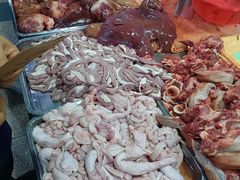 -标记美食新鲜猪杂(兴南大道店)