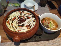 -雀舞云南菜(乐客城店)