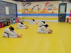 -浛道跆拳道·拳击·体适能