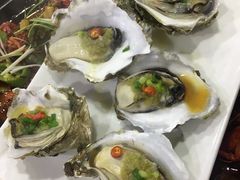 -虾弄弄海派小龙虾·牛羊蝎子火锅