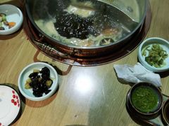-礼舍·和牛火锅·烤肉·料理餐厅(华茂店)