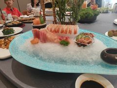 -连鹭海鲜·海肠捞饭·海胆饭(星海店)