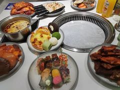 -欢乐牧场·海鲜烧烤涮自助餐(蚌山万达店)