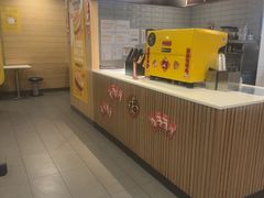 -麦当劳(乳山路店)
