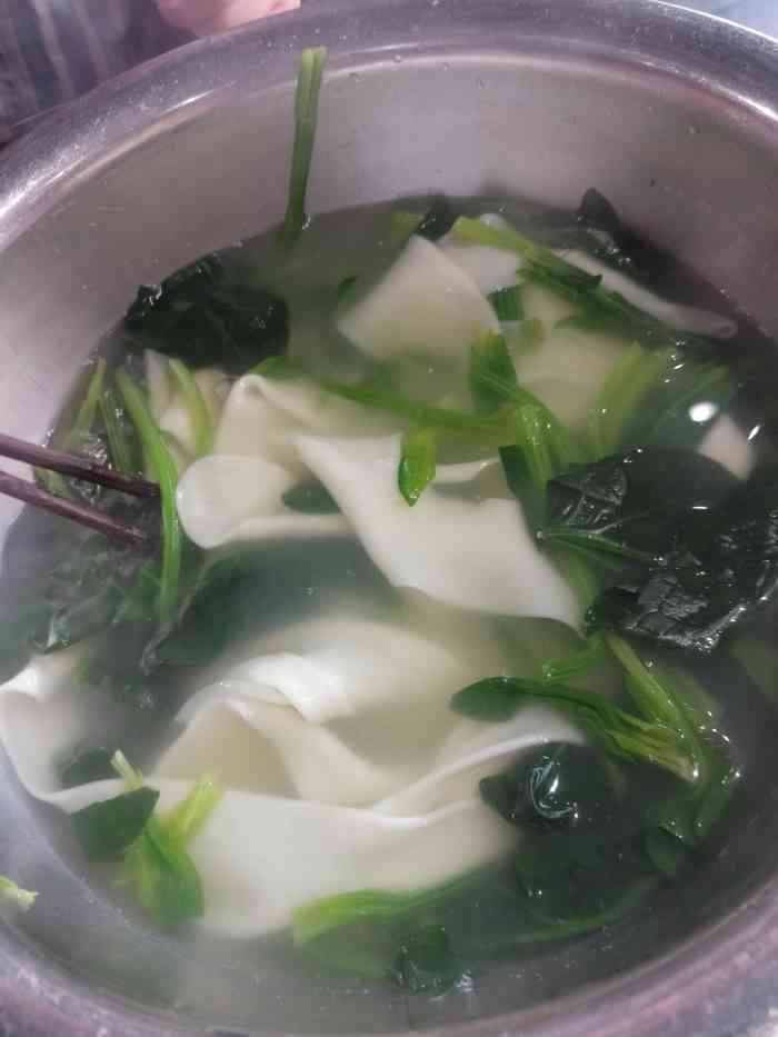 甄珍野菜蘸水面-"杨陵排行第一的蘸水面,生意特别好,但是个.