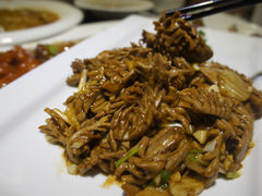 爆炒腰花-闫府私房菜·百年鲁菜(恒隆店)