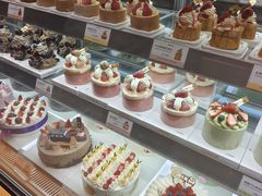 -罗森尼娜(德思勤店)